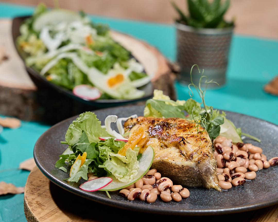Grouper Steak with honey and thyme served with green salad and black-eyed beans